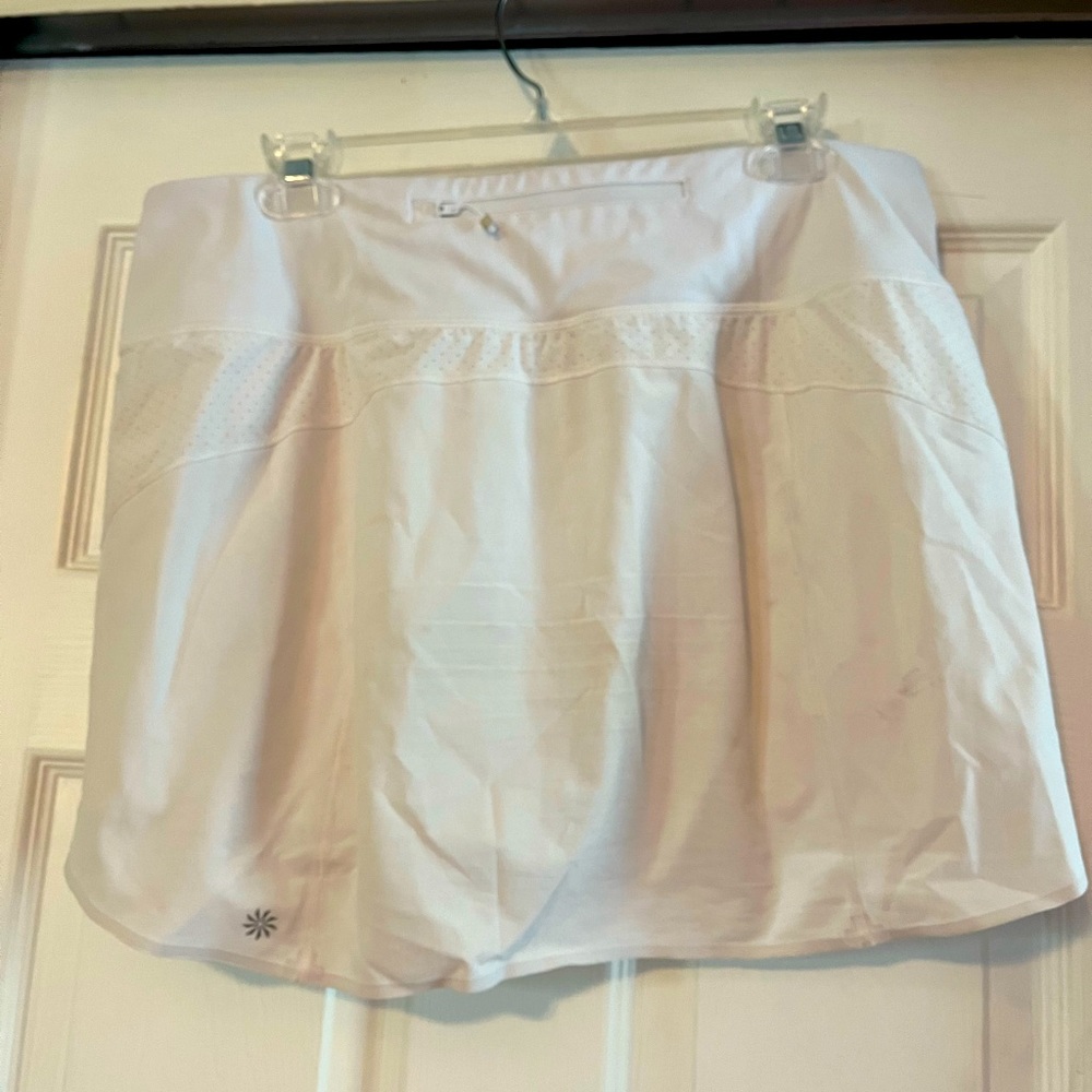 Athleta Run With It Skort 14 inch size L